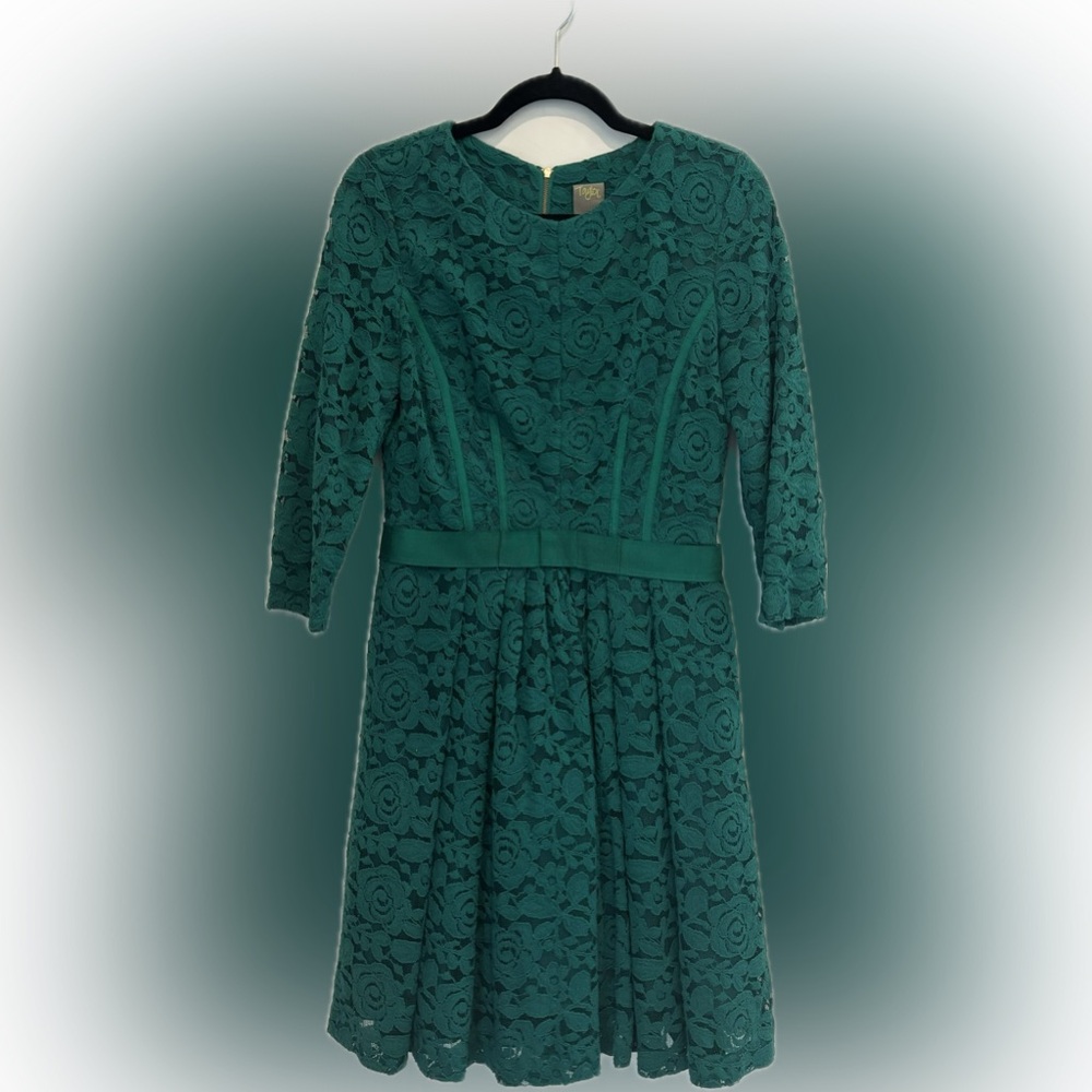 Taylor Green Floral Lace Dress